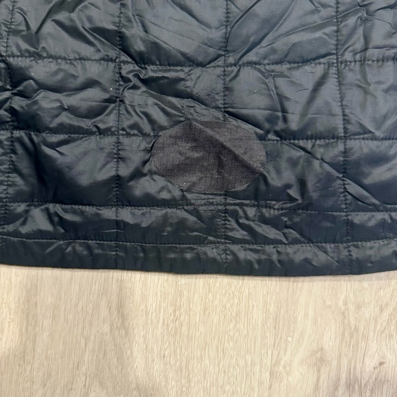 LL Bean Women’s PrimaLoft Packaway Jacket - Black, LP - Picture 10 of 10